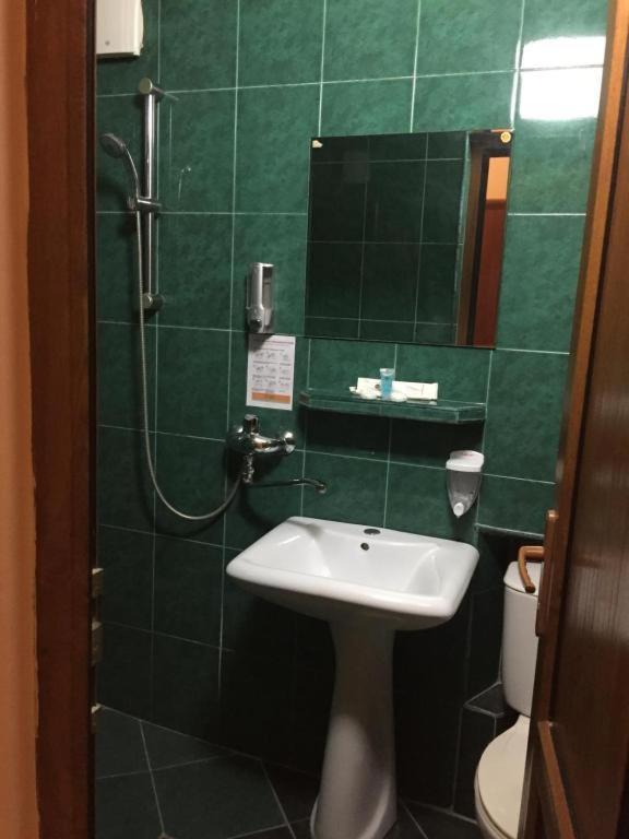 Piano Hotel Tbilisi Eksteriør bilde