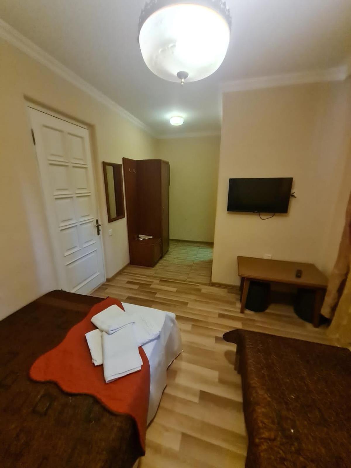 Piano Hotel Tbilisi Eksteriør bilde
