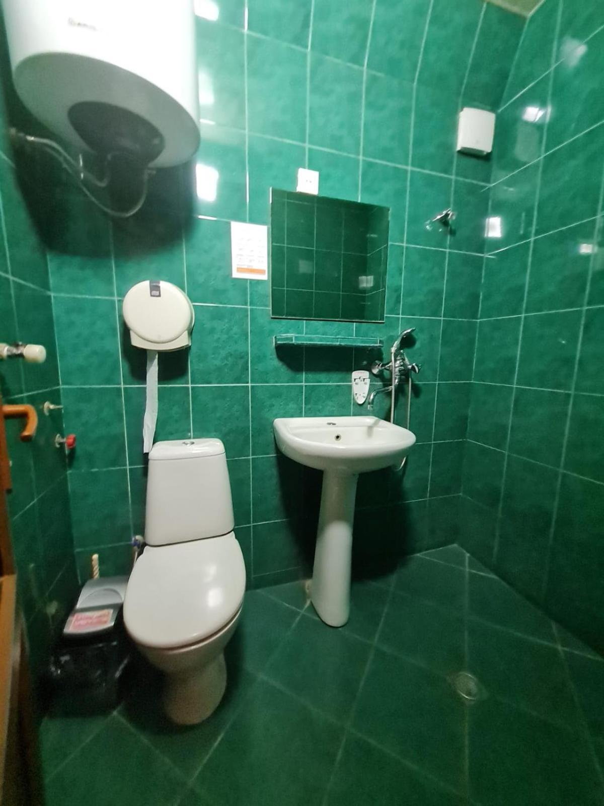 Piano Hotel Tbilisi Eksteriør bilde